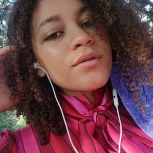 Meet your Posher, Willow